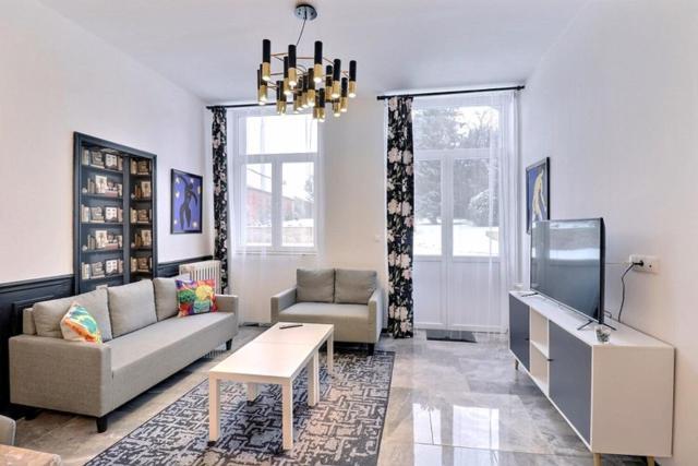 Le Cateau-Cambresis Les Appartements Fenelon מראה חיצוני תמונה
