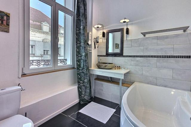 Le Cateau-Cambresis Les Appartements Fenelon מראה חיצוני תמונה