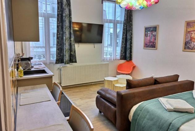 Le Cateau-Cambresis Les Appartements Fenelon מראה חיצוני תמונה