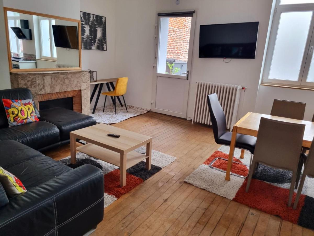 Le Cateau-Cambresis Les Appartements Fenelon מראה חיצוני תמונה