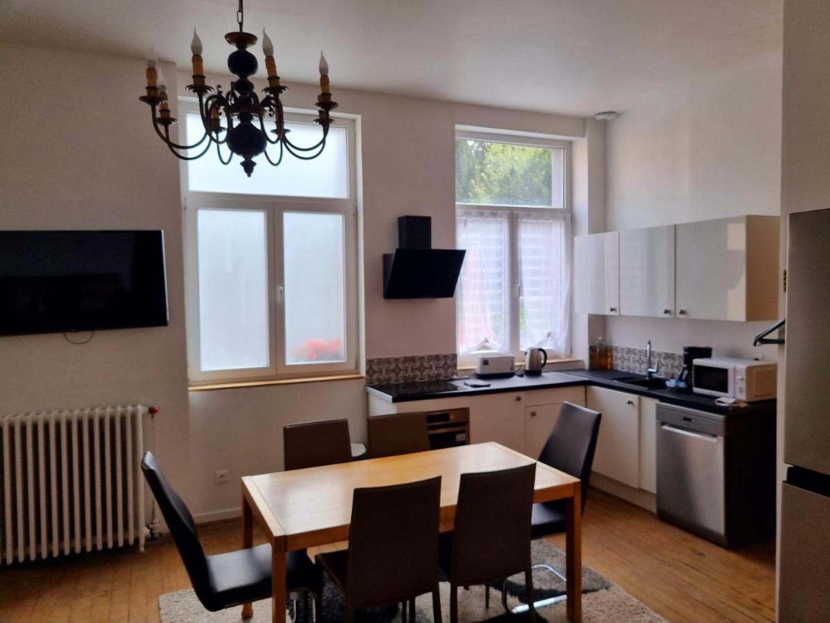 Le Cateau-Cambresis Les Appartements Fenelon מראה חיצוני תמונה